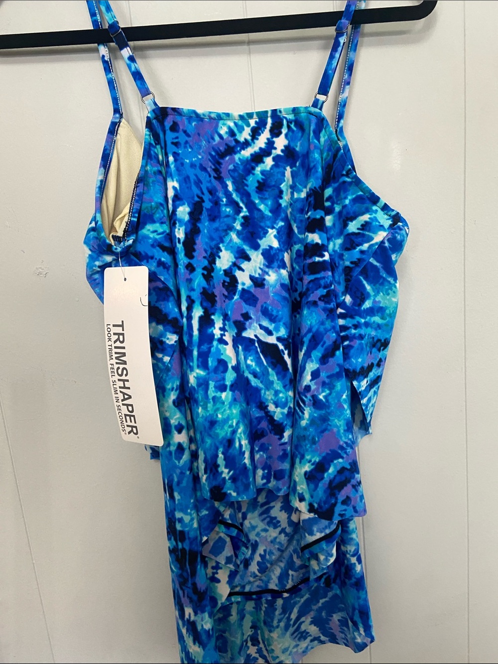 NWT Blue Watercolor Print Spaghetti-Strap Women’s Swim top. Size 18 trimshaper - Picture 5 of 6